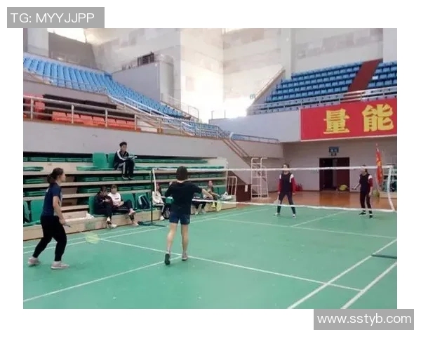 杭州羽毛球队在精英赛中以66分稳居积分榜首位展现强劲实力